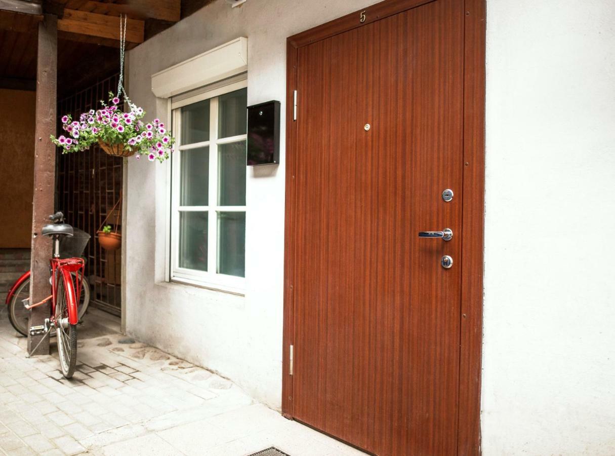 Cozy Apt In The Heart Of Old Town Vilnius Exterior photo